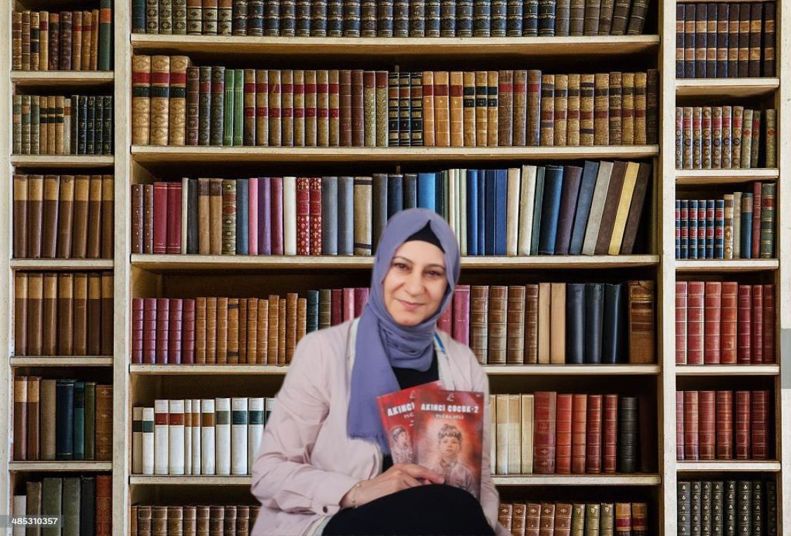 Edebiyat, kimi zaman bir çocuğun hayallerinde filizlenir, kimi zaman da