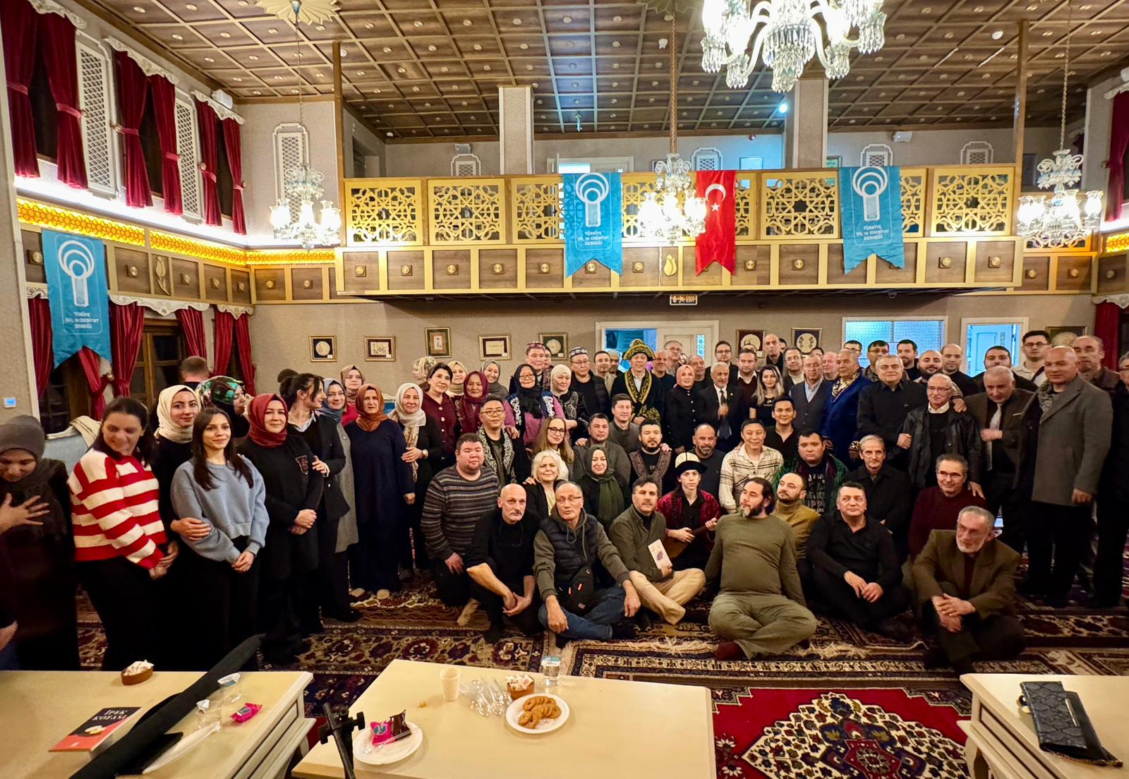 Türkiye Dil ve Edebiyat Derneği (TDED) Manisa Şubesi’nin her ay